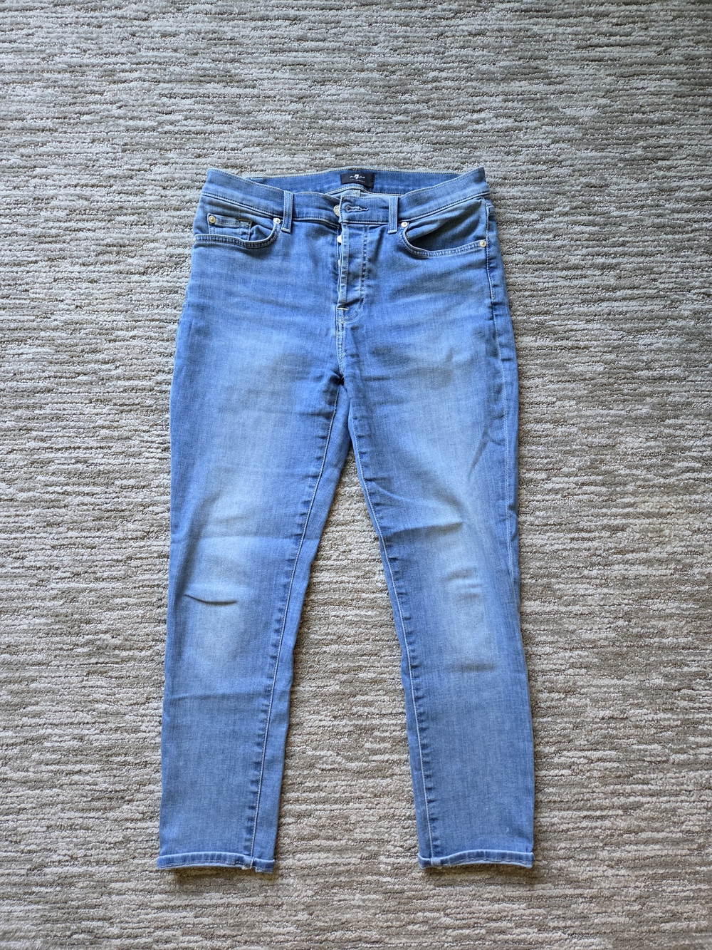Light Wash Women's Jeans - Classic Slim Fit